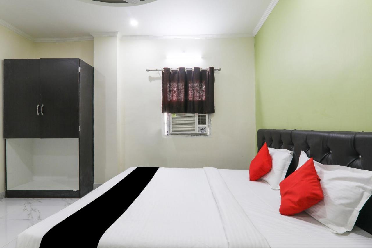 פאטנה Super Oyo Capital O 78105 Hotel Figtree Premier מראה חיצוני תמונה