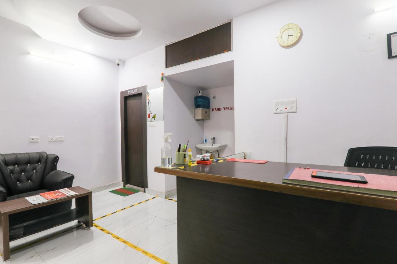 פאטנה Super Oyo Capital O 78105 Hotel Figtree Premier מראה חיצוני תמונה
