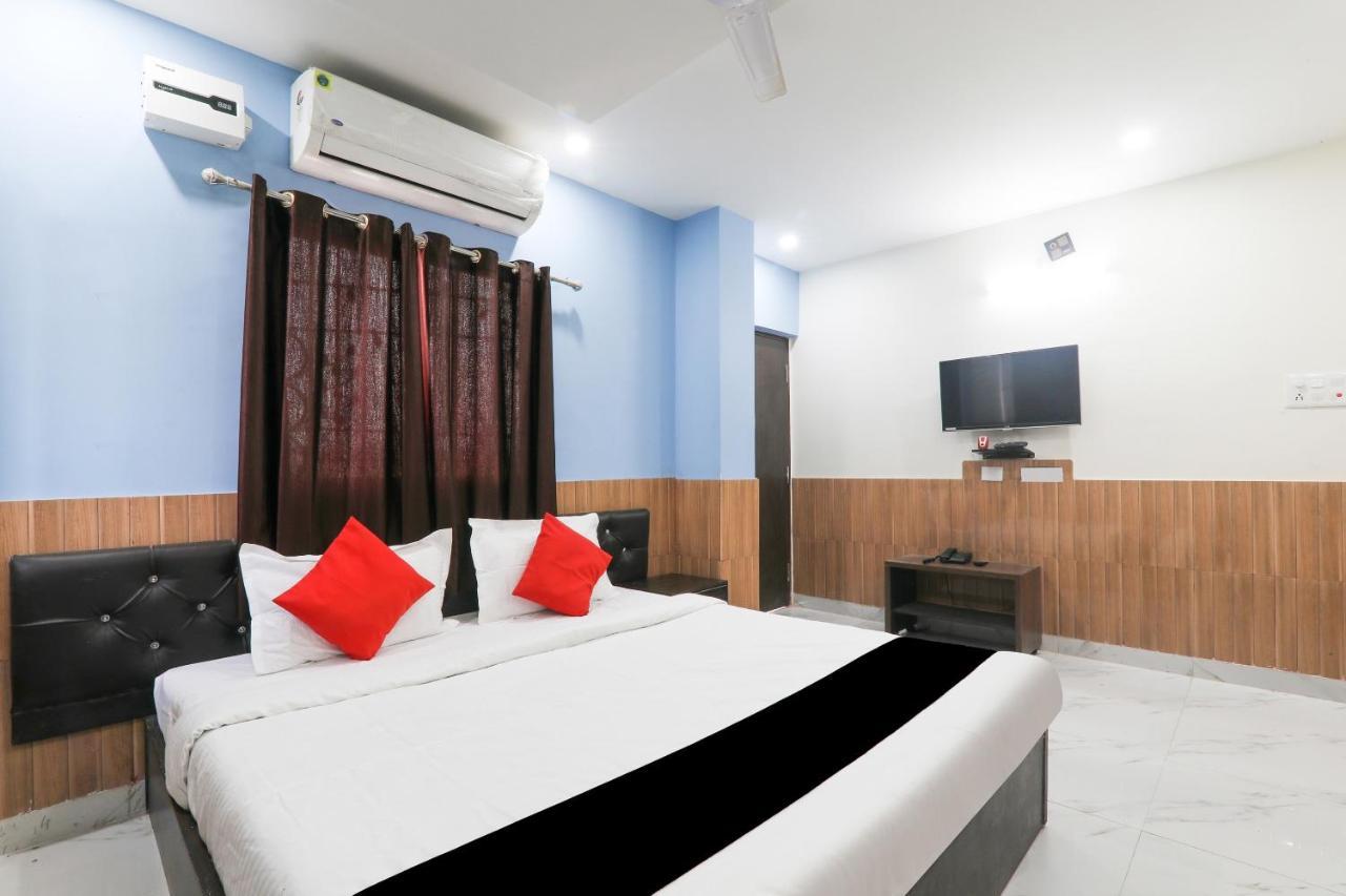 פאטנה Super Oyo Capital O 78105 Hotel Figtree Premier מראה חיצוני תמונה