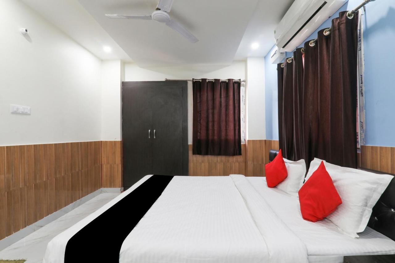 פאטנה Super Oyo Capital O 78105 Hotel Figtree Premier מראה חיצוני תמונה